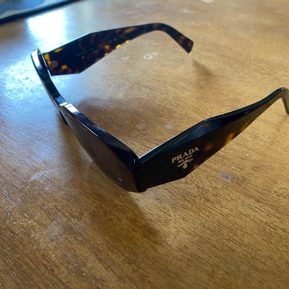 Prada Sunglasses PR 17WS - Picture 5 of 5